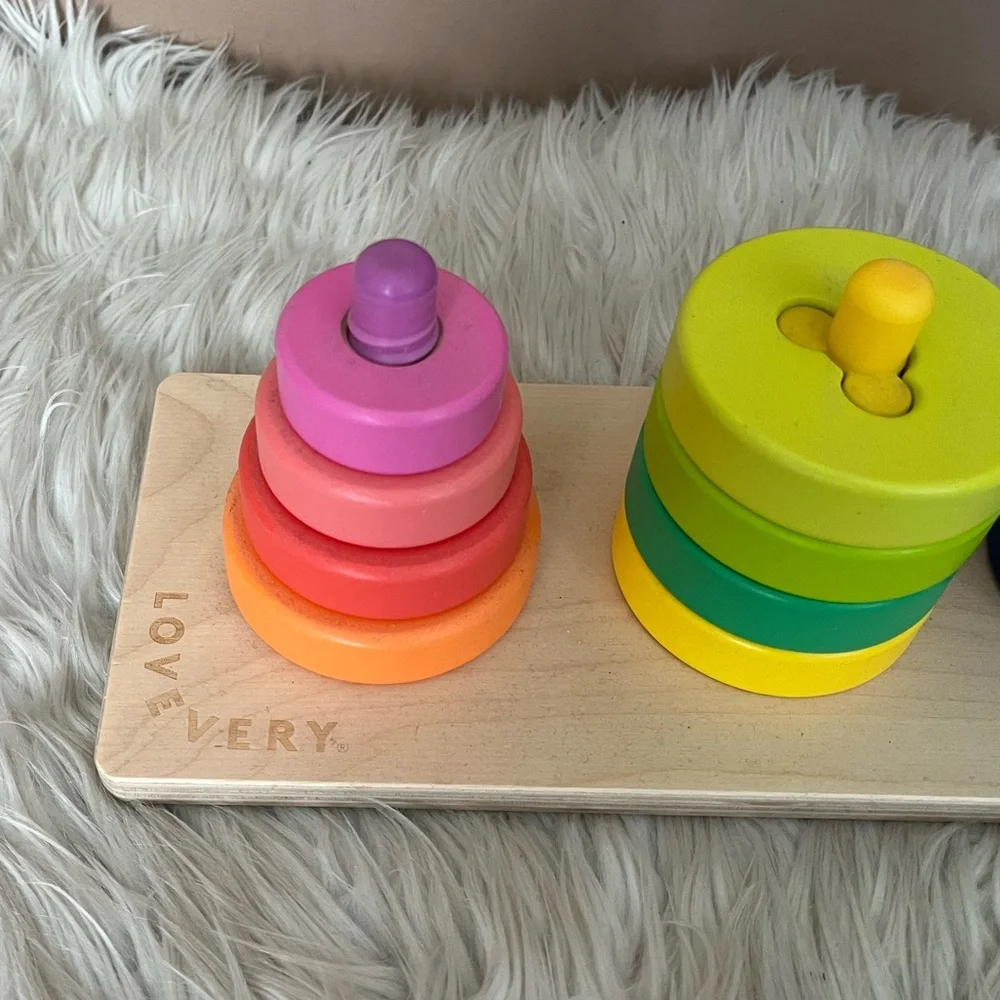 {LOVEVERY} Twist & Pivot Pattern Puzzle The Researcher Kit - Months 31, 32, 33